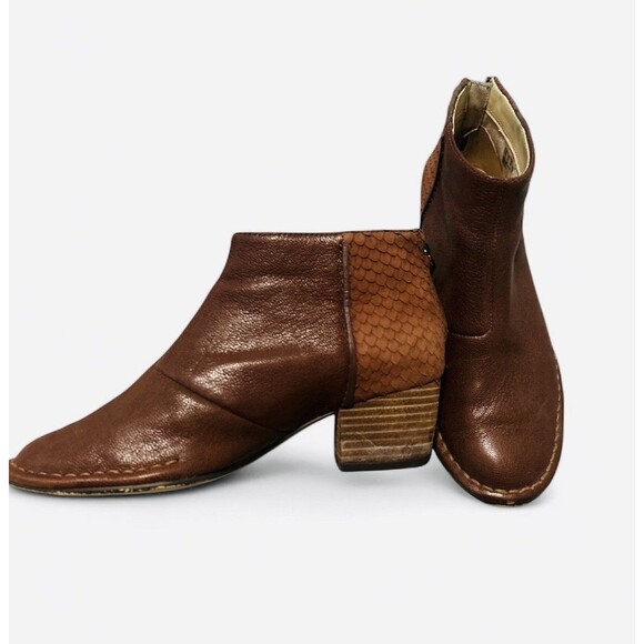 Clarks Women's Brown Spicy Ruby Tan Leather Ankle Booties Boots Sz 6 - Picture 5 of 9
